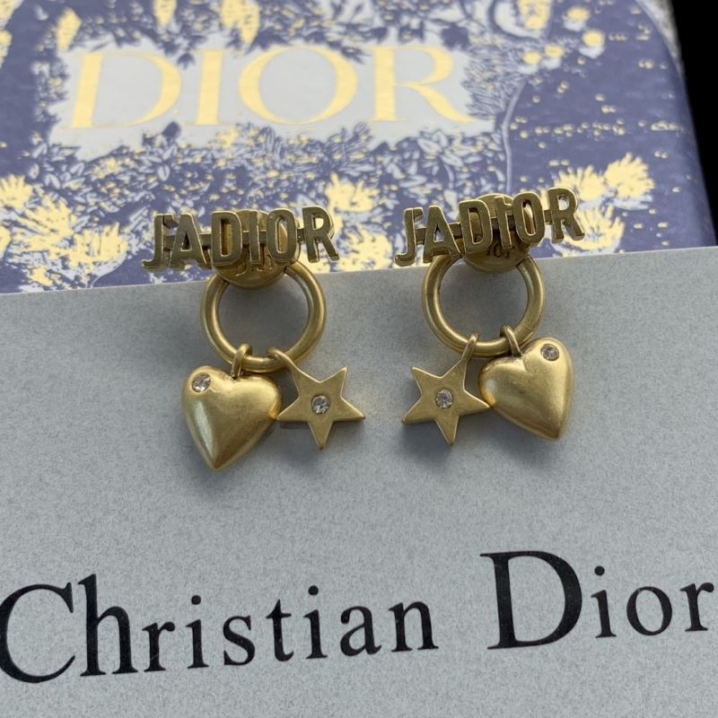 CHRISTIAN DIOR